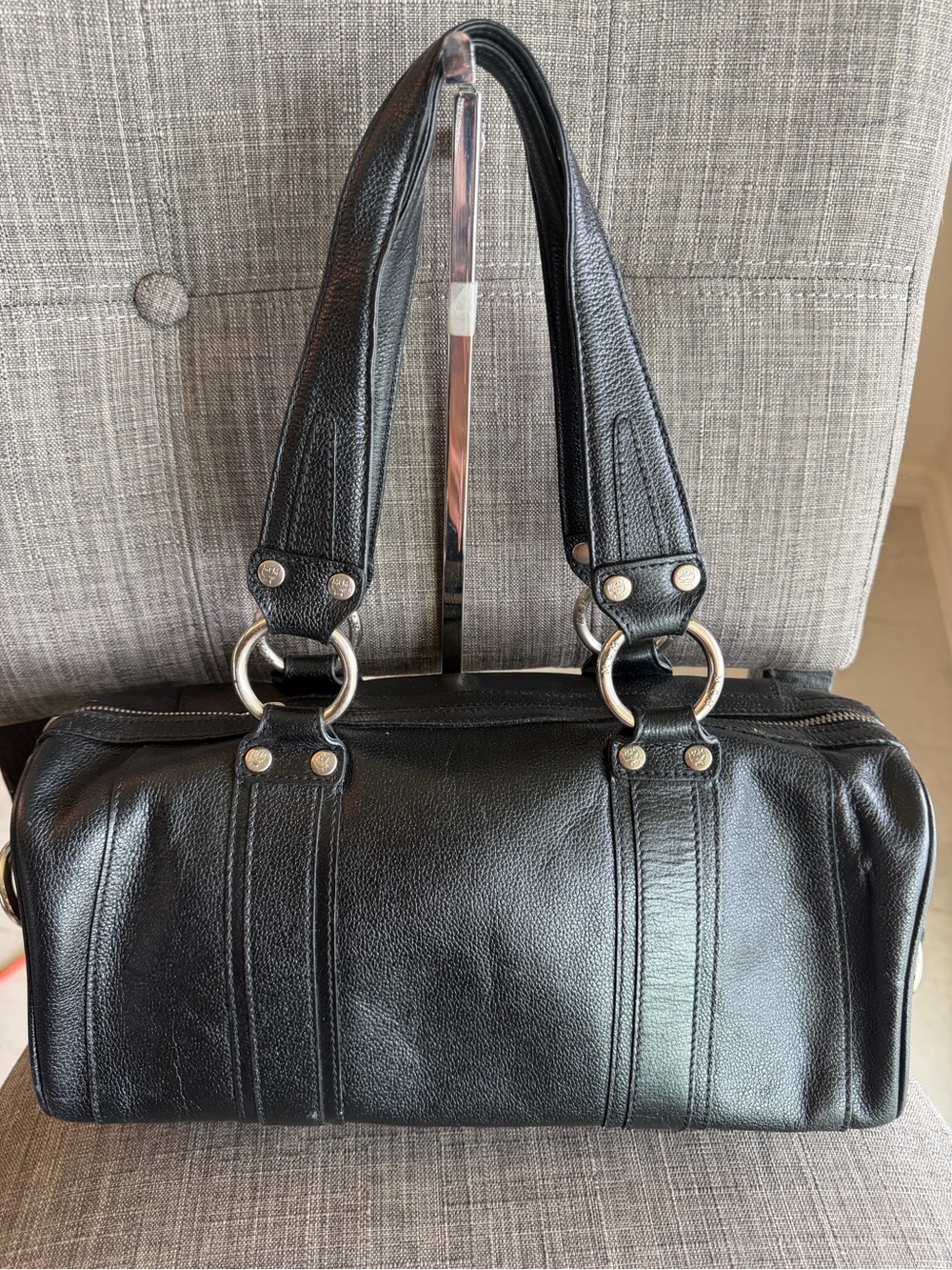 MCM Black Leather Barrel Shoulder Bag with Silver Accents - Picture 4 of 12